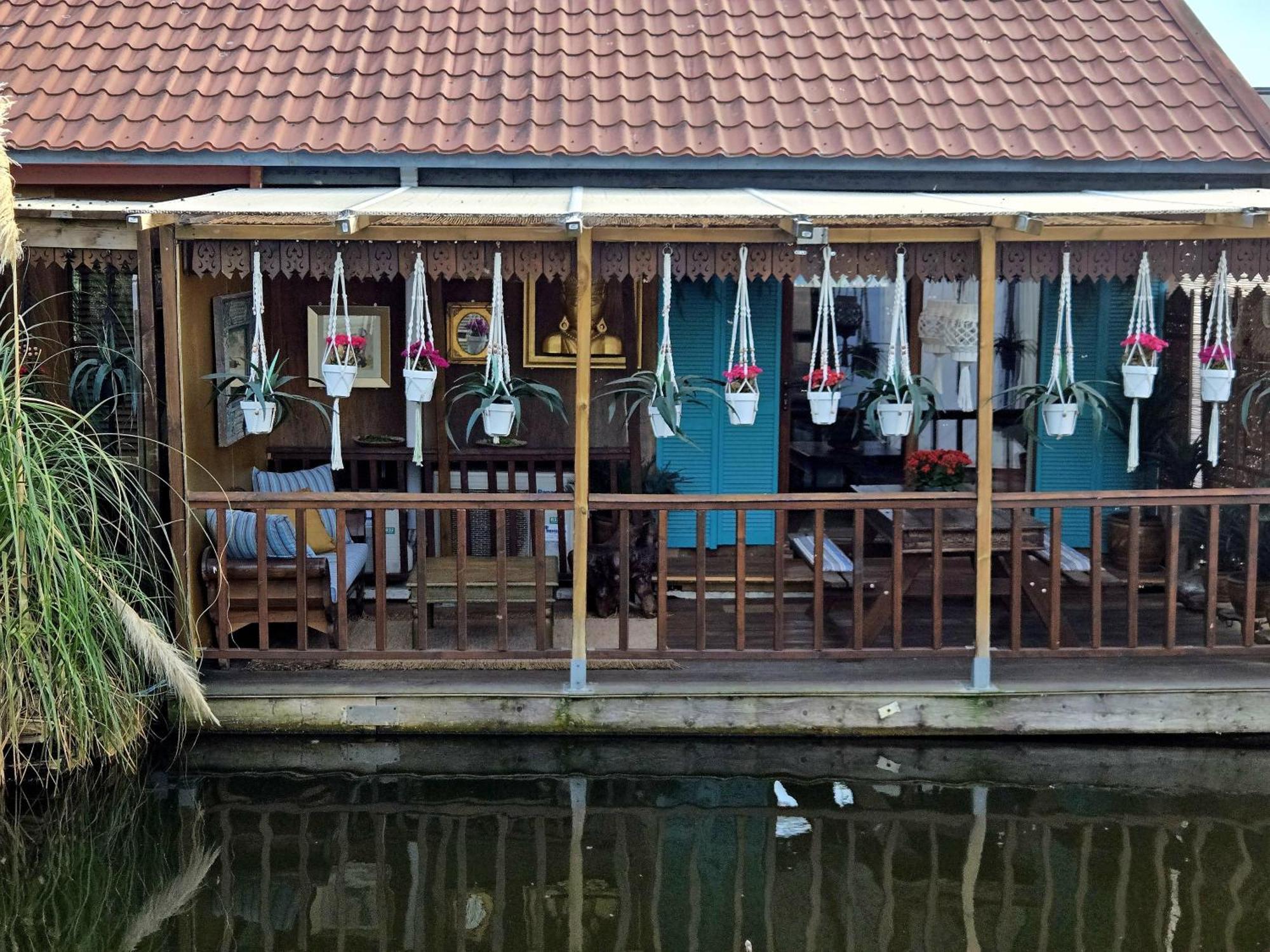 House Boat Studio With Waterfront Terrace อัมสเตอร์ดัม ภายนอก รูปภาพ